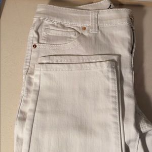 International Concepts women’s skinny jeans